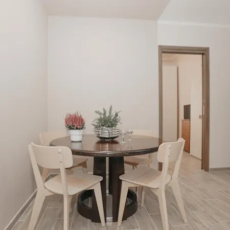 King - 1000mbps - Netflix - Smarttv - Full Kitchen Appartement