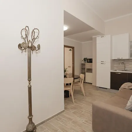 King - 1000mbps - Netflix - Smarttv - Full Kitchen Appartement Genua